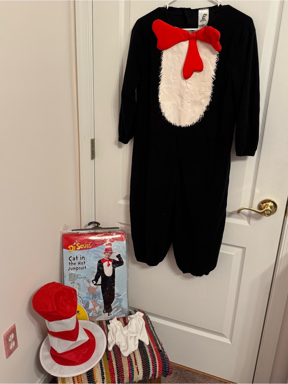Spirit Halloween Cat in‎ the Hat Costume Jumpsuit Hat Set Kid’s Size Medium